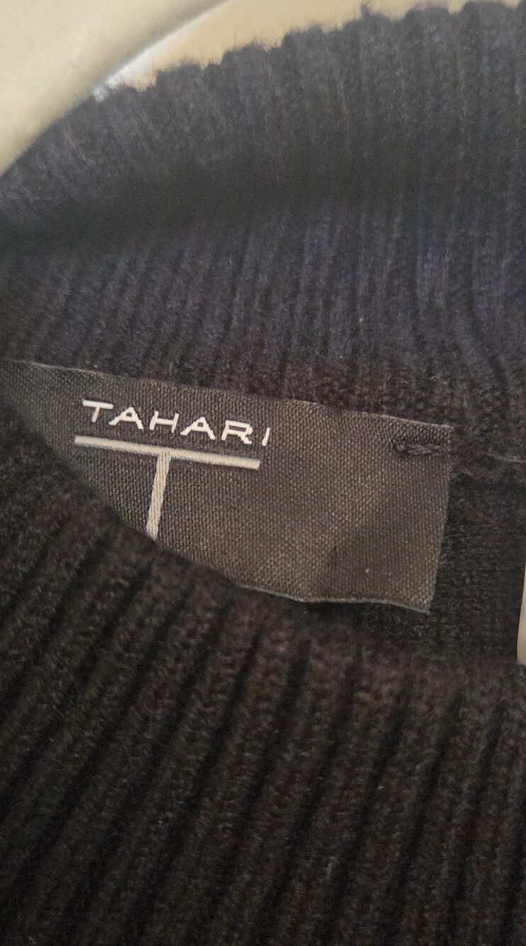 Black Button-Shoulder Ribbed Knit Sweater - Picture 3 of 4